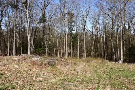 5-108 Kimball Hill Road Hillsborough NH 03244