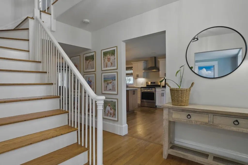 52 Courtland Street Nashua NH 03064