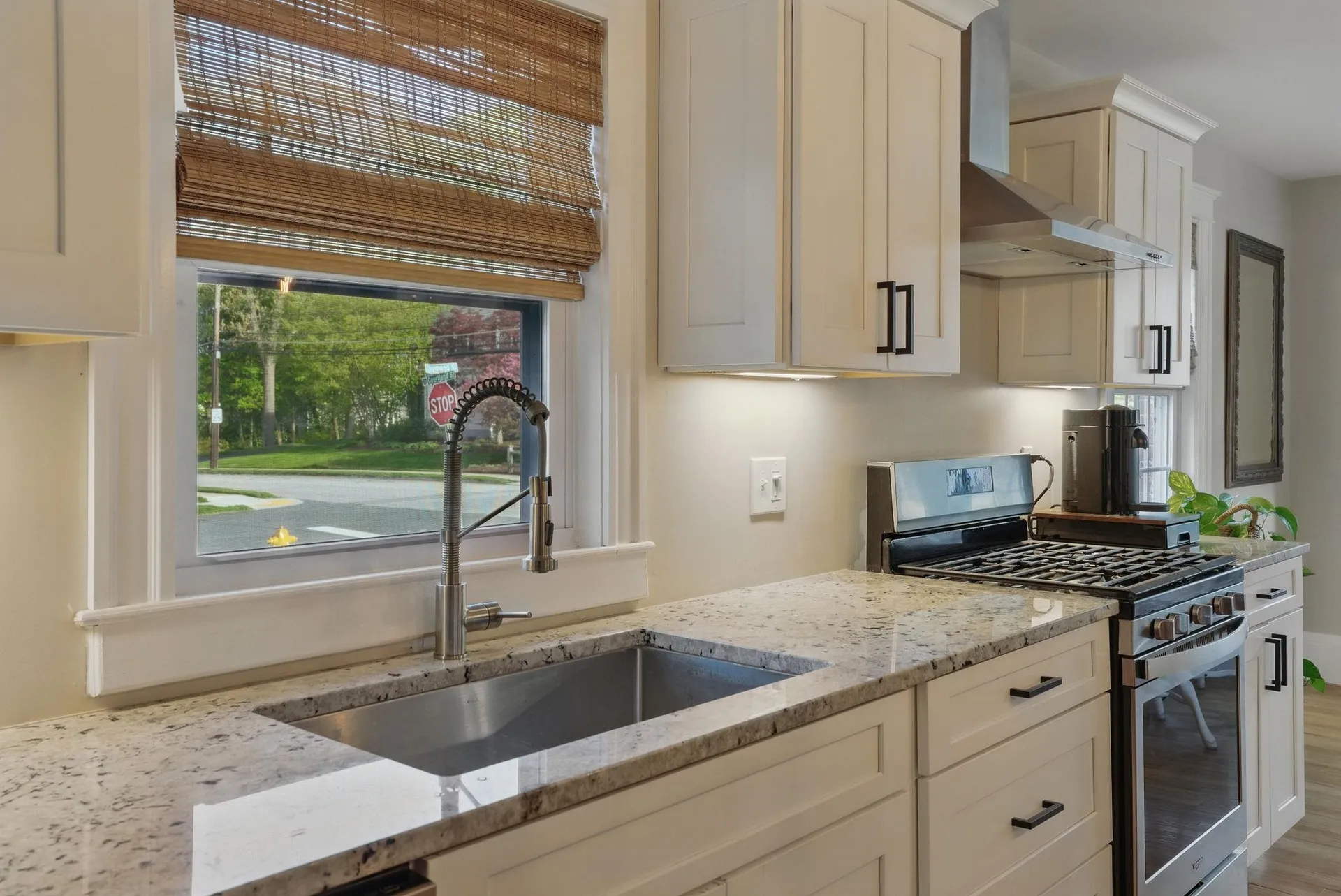 52 Courtland Street Nashua NH 03064