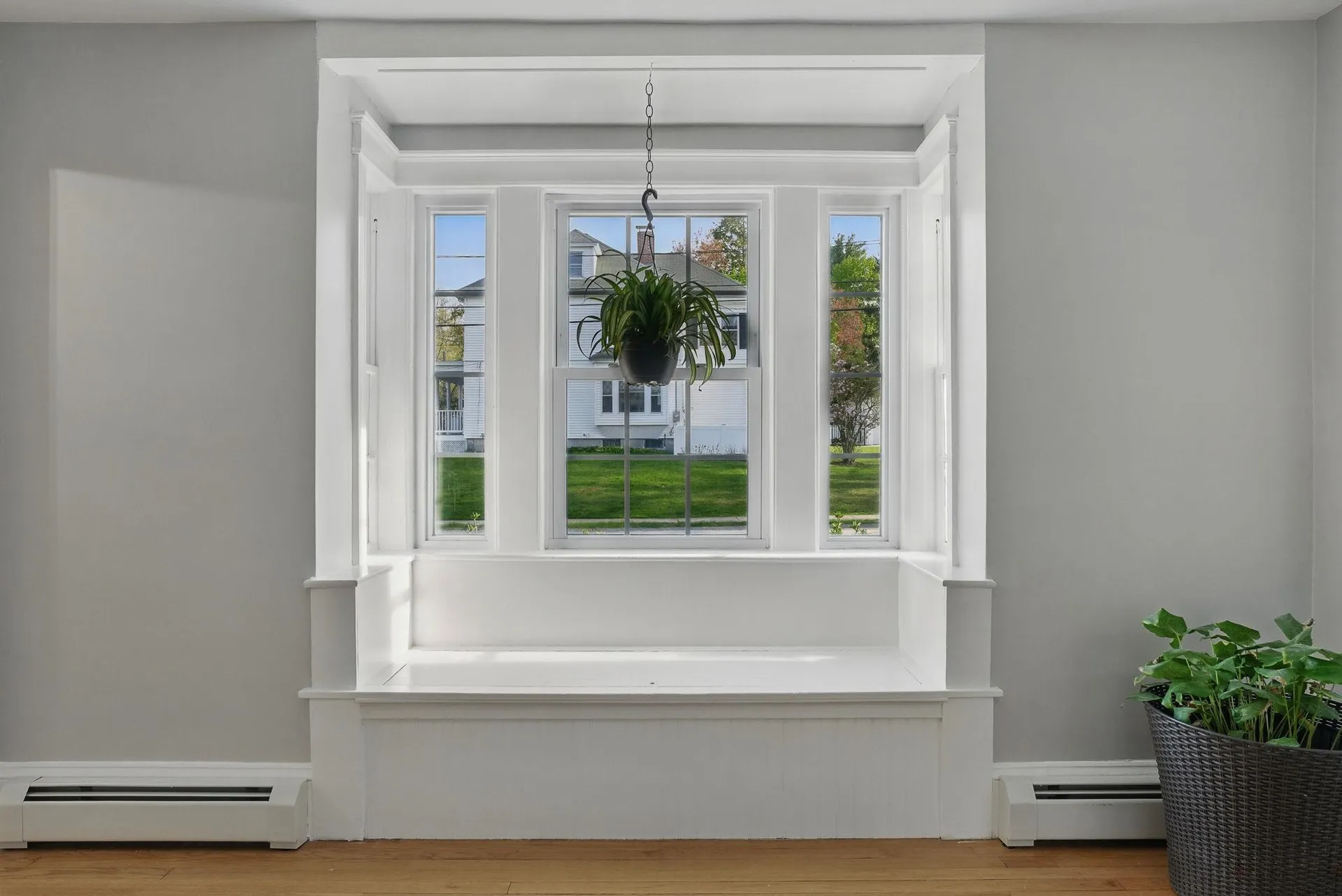 52 Courtland Street Nashua NH 03064