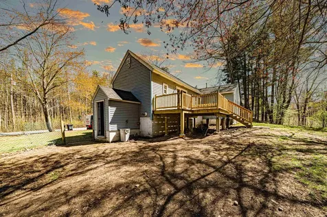 37 Lisa Avenue Raymond NH 03077