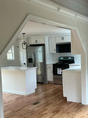 37 Lisa Avenue Raymond NH 03077