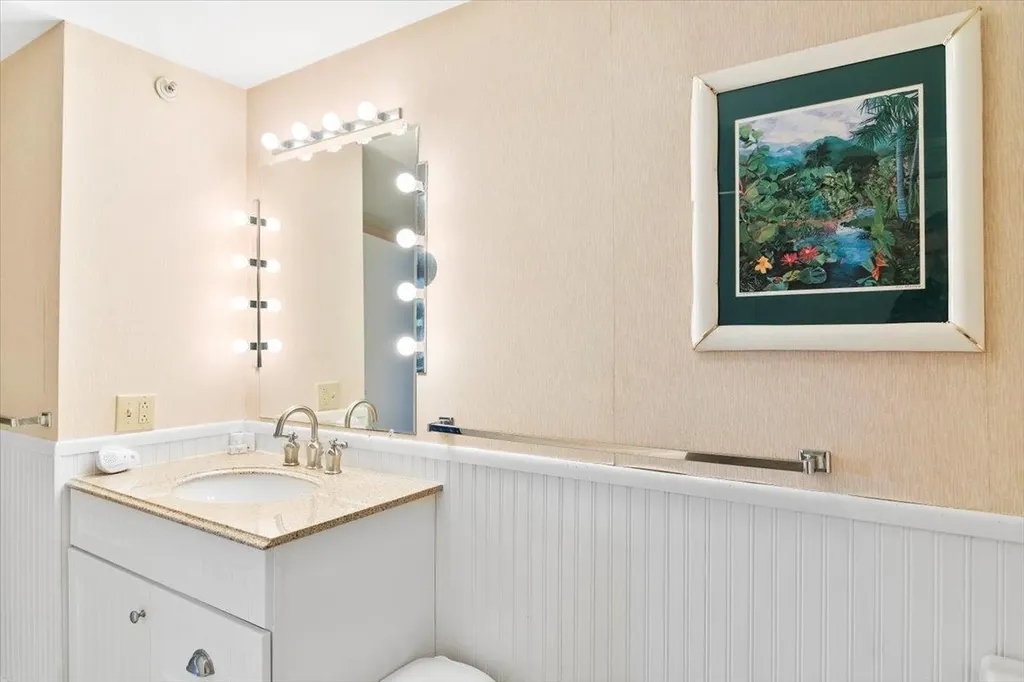 8577 Vt Route 30 Jamaica VT 05343