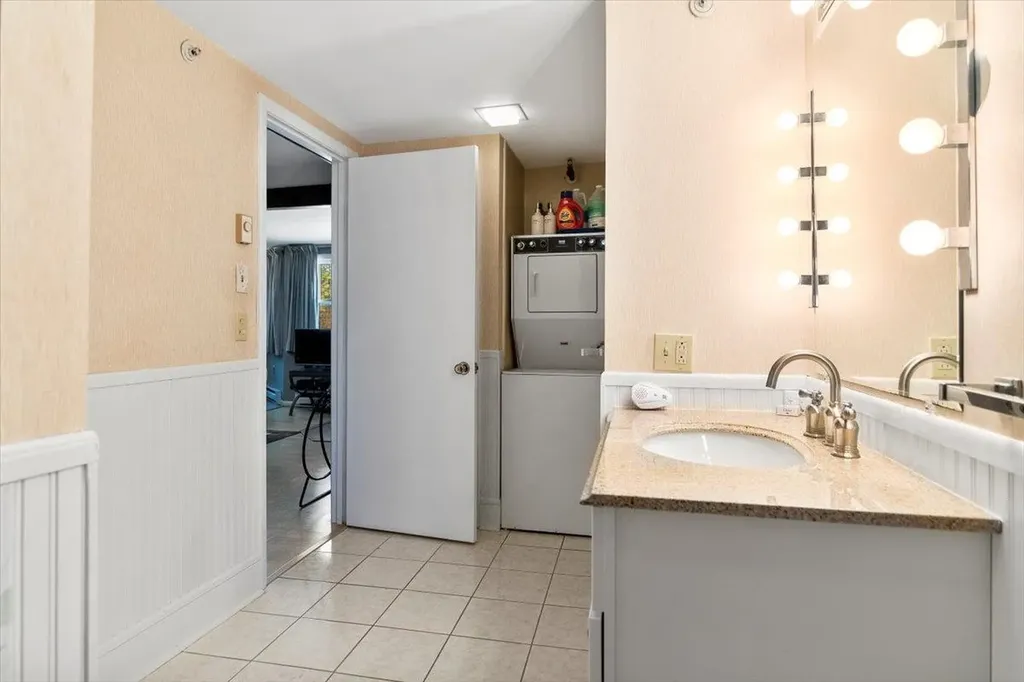 8577 Vt Route 30 Jamaica VT 05343