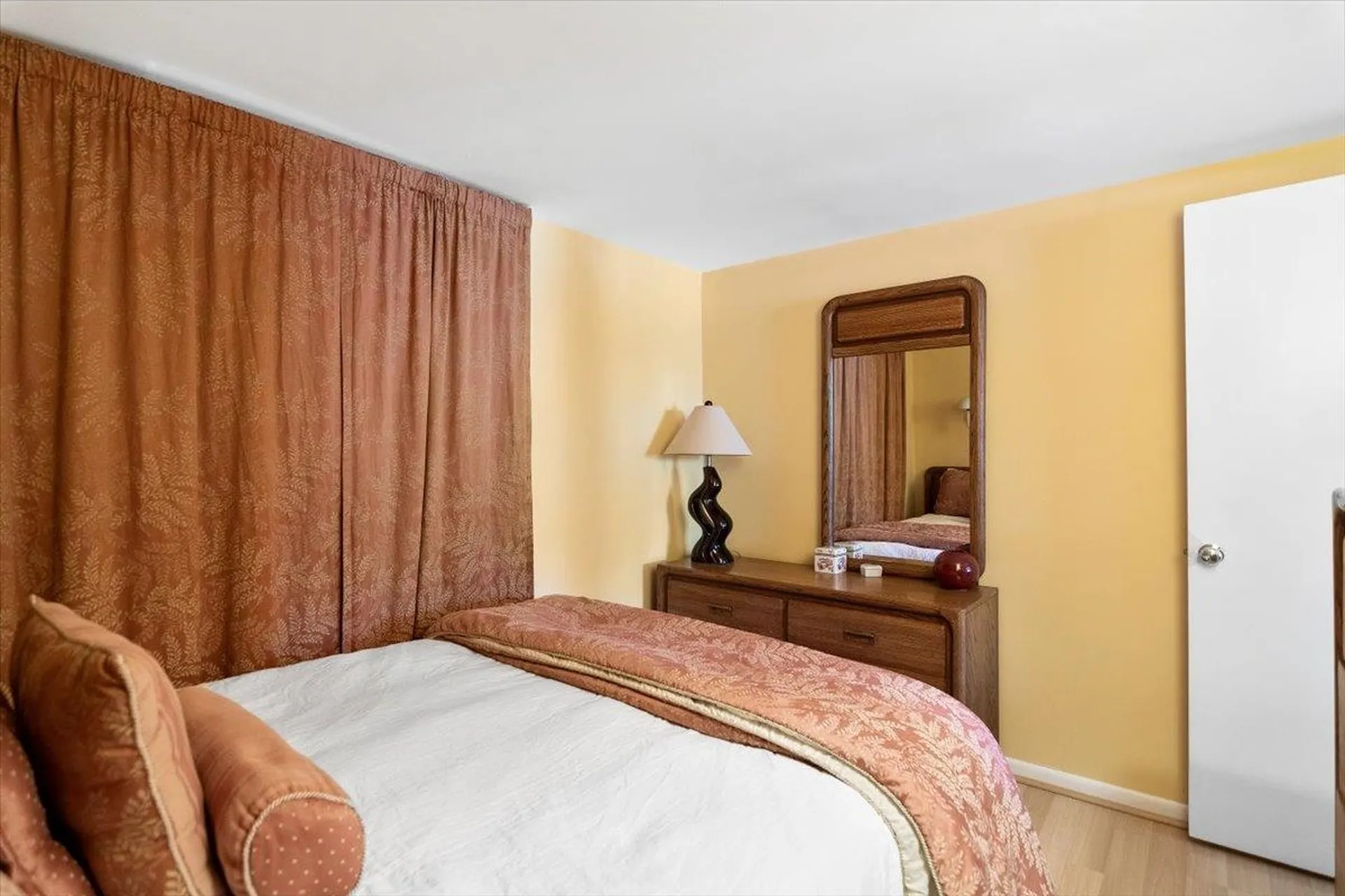 8577 Vt Route 30 Jamaica VT 05343