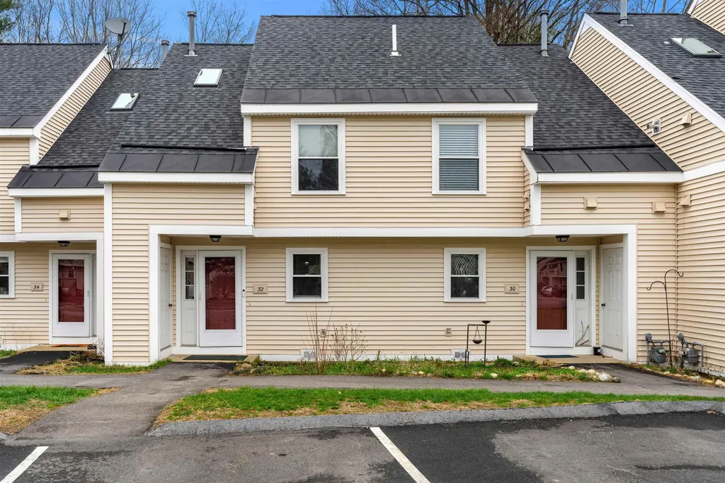 32 Modena Drive Concord NH 03303