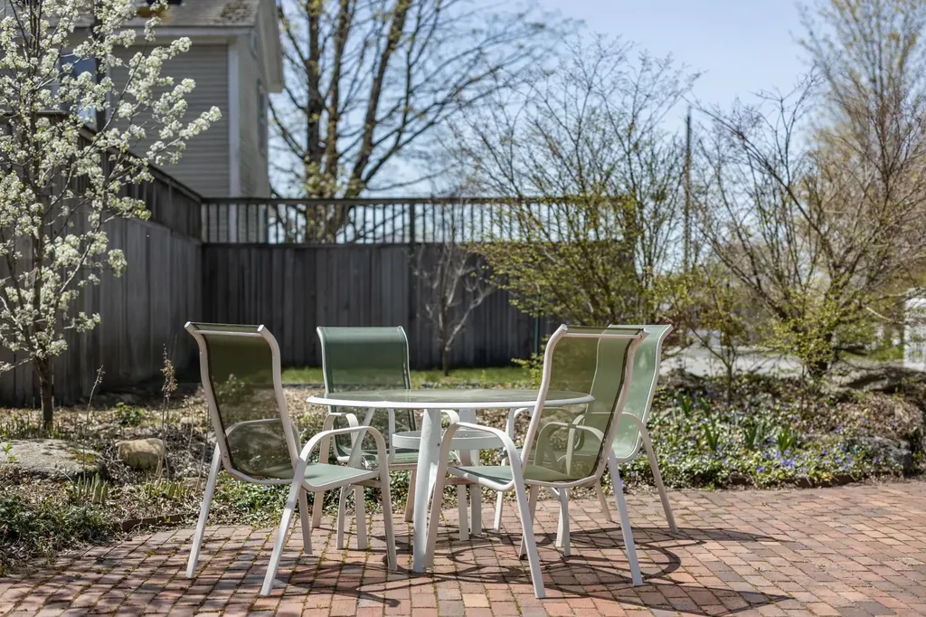 1003 School Street Dunbarton NH 03046