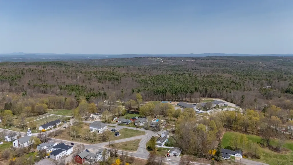 1003 School Street Dunbarton NH 03046