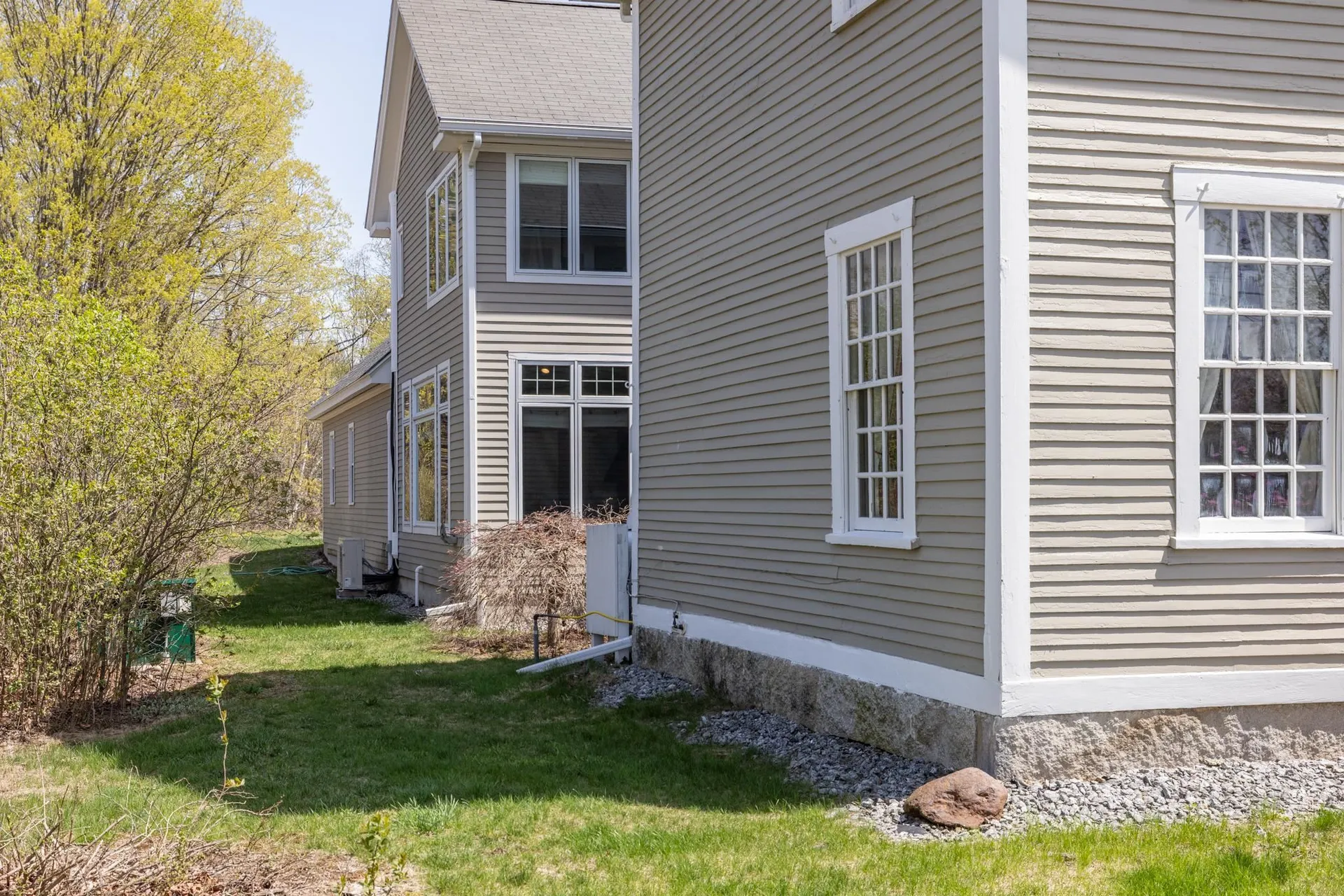 1003 School Street Dunbarton NH 03046