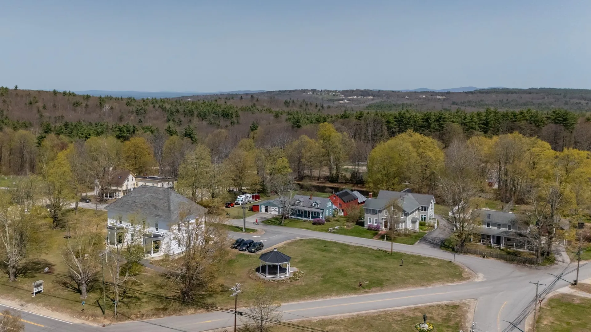 1003 School Street Dunbarton NH 03046