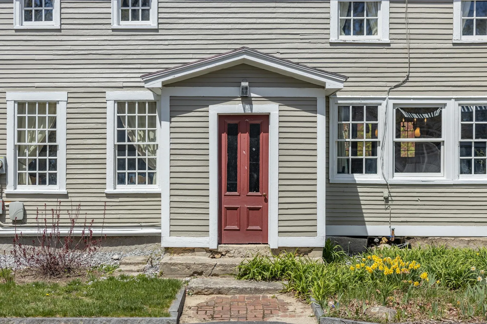 1003 School Street Dunbarton NH 03046