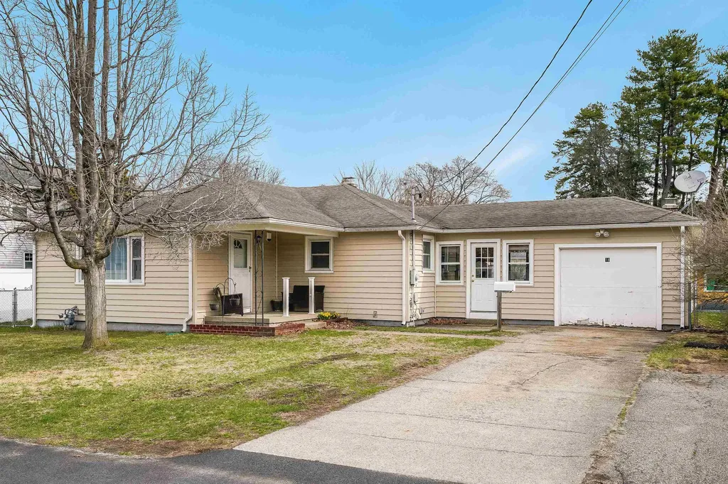 18 Hatch Street Nashua NH 03060