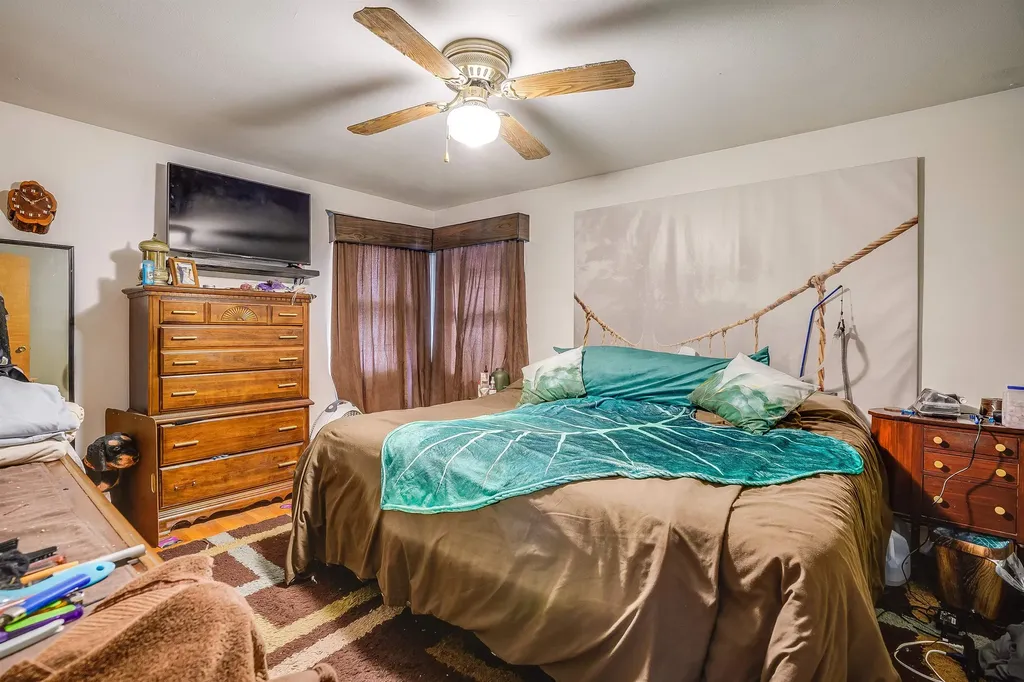 18 Hatch Street Nashua NH 03060
