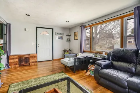 18 Hatch Street Nashua NH 03060
