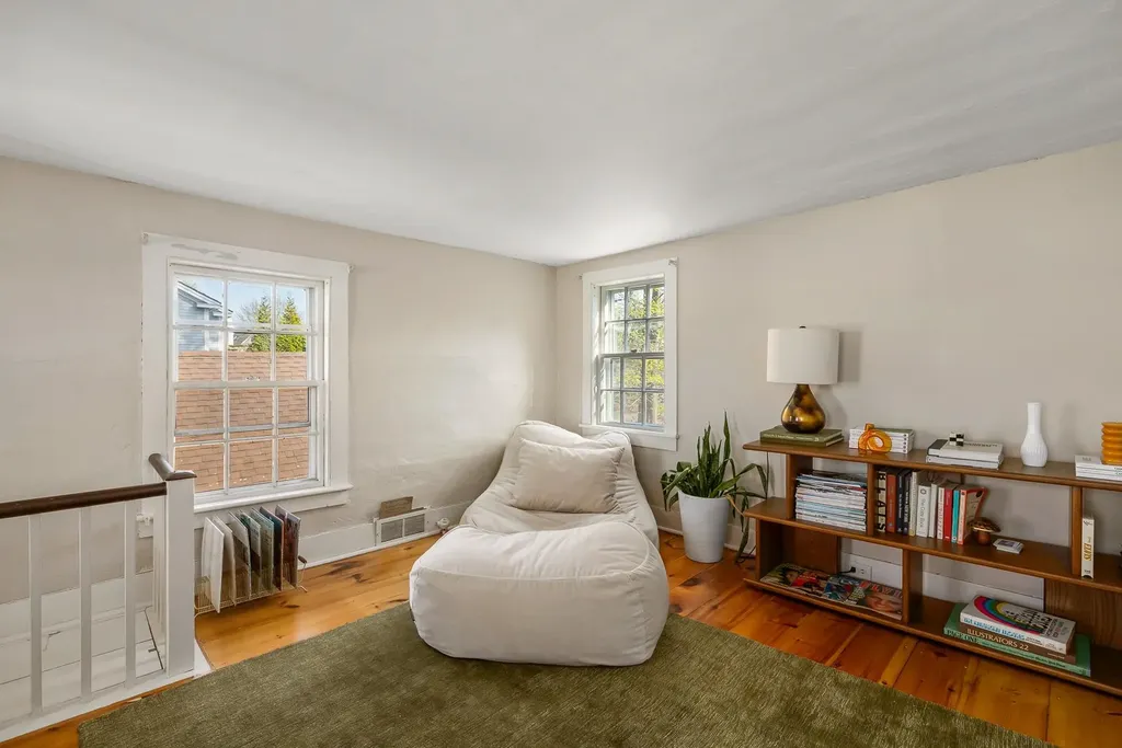 17 Elm Court New Castle NH 03854