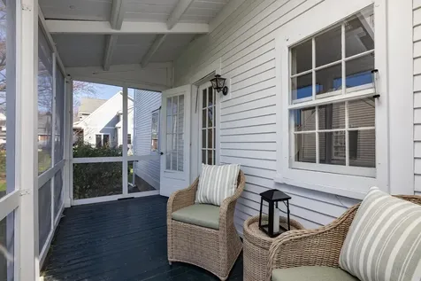 17 Elm Court New Castle NH 03854