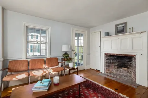 17 Elm Court New Castle NH 03854