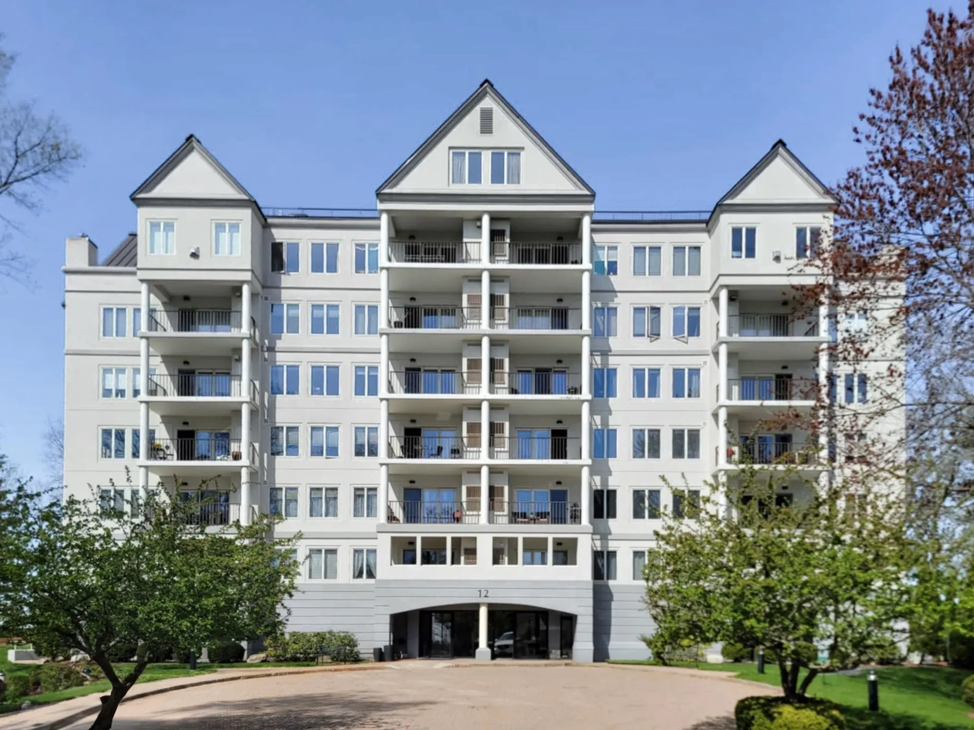 12 Mountain Laurel Drive Nashua NH 03062