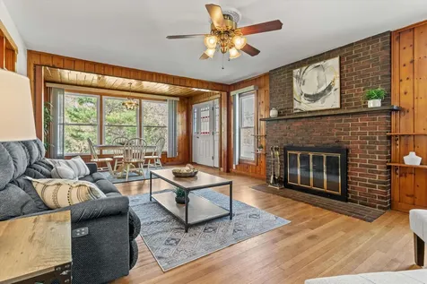 248 Rockingham Road Auburn NH 03032