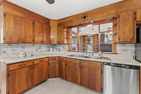 248 Rockingham Road Auburn NH 03032