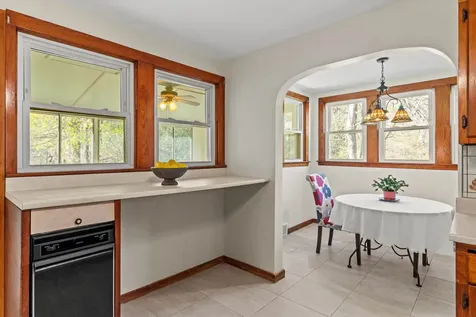 248 Rockingham Road Auburn NH 03032