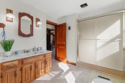 248 Rockingham Road Auburn NH 03032