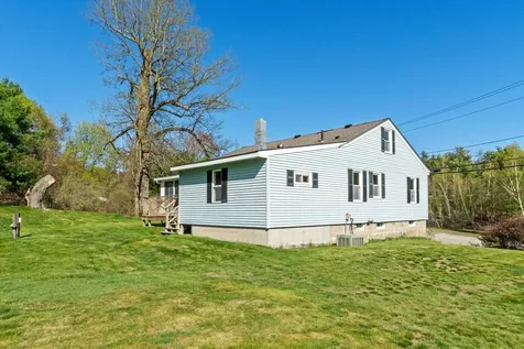 248 Rockingham Road Auburn NH 03032