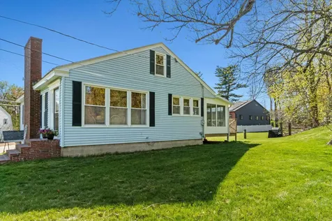 248 Rockingham Road Auburn NH 03032