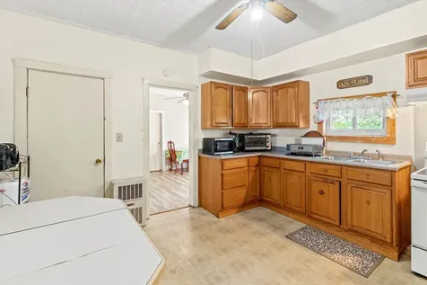 351 Laurel Street Manchester NH 03103
