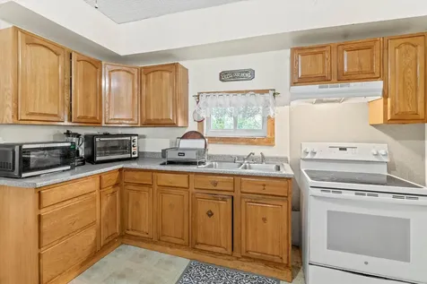 351 Laurel Street Manchester NH 03103