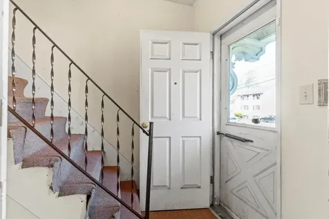 351 Laurel Street Manchester NH 03103