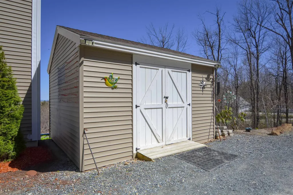 911 Valley Road Washington NH 03280