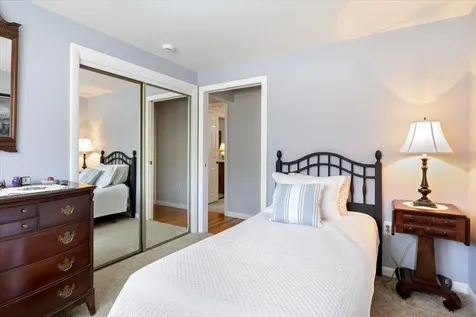 315 Mckinley Road Portsmouth NH 03801