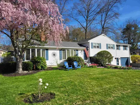 315 Mckinley Road Portsmouth NH 03801