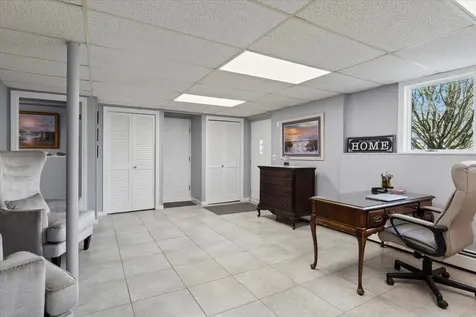 315 Mckinley Road Portsmouth NH 03801
