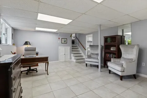 315 Mckinley Road Portsmouth NH 03801