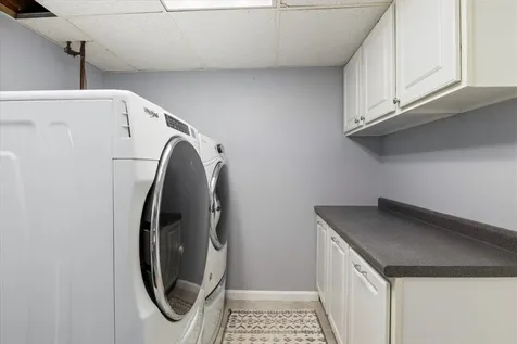 315 Mckinley Road Portsmouth NH 03801