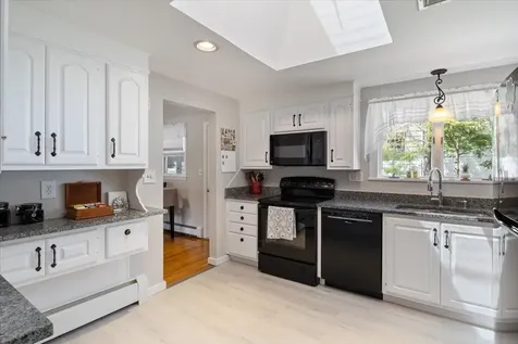 315 Mckinley Road Portsmouth NH 03801