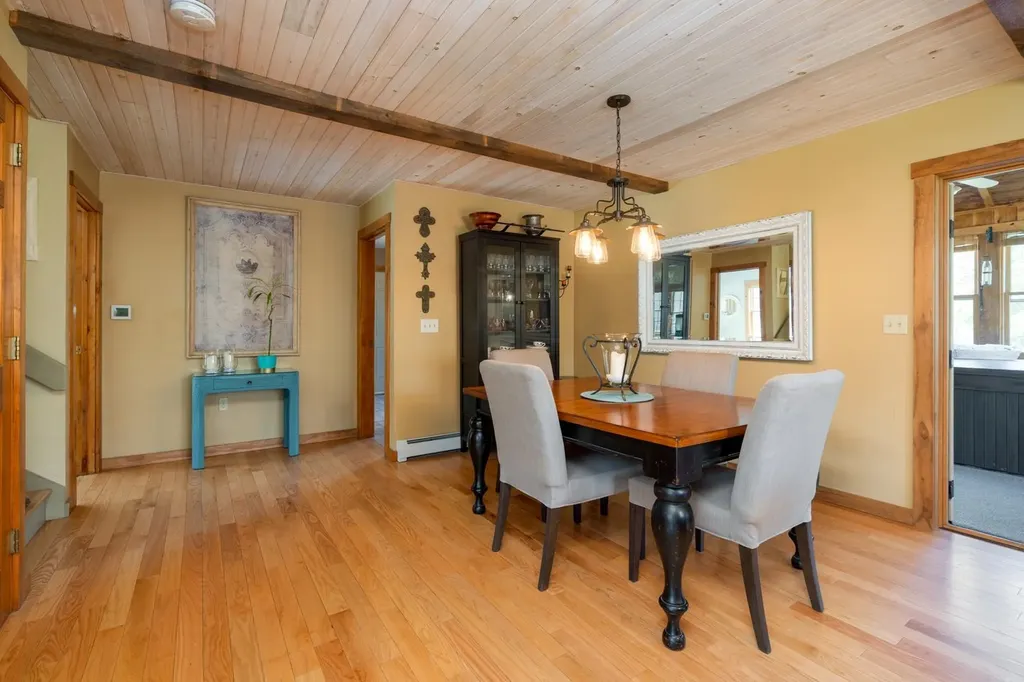 34 Ferrin Road Chichester NH 03258