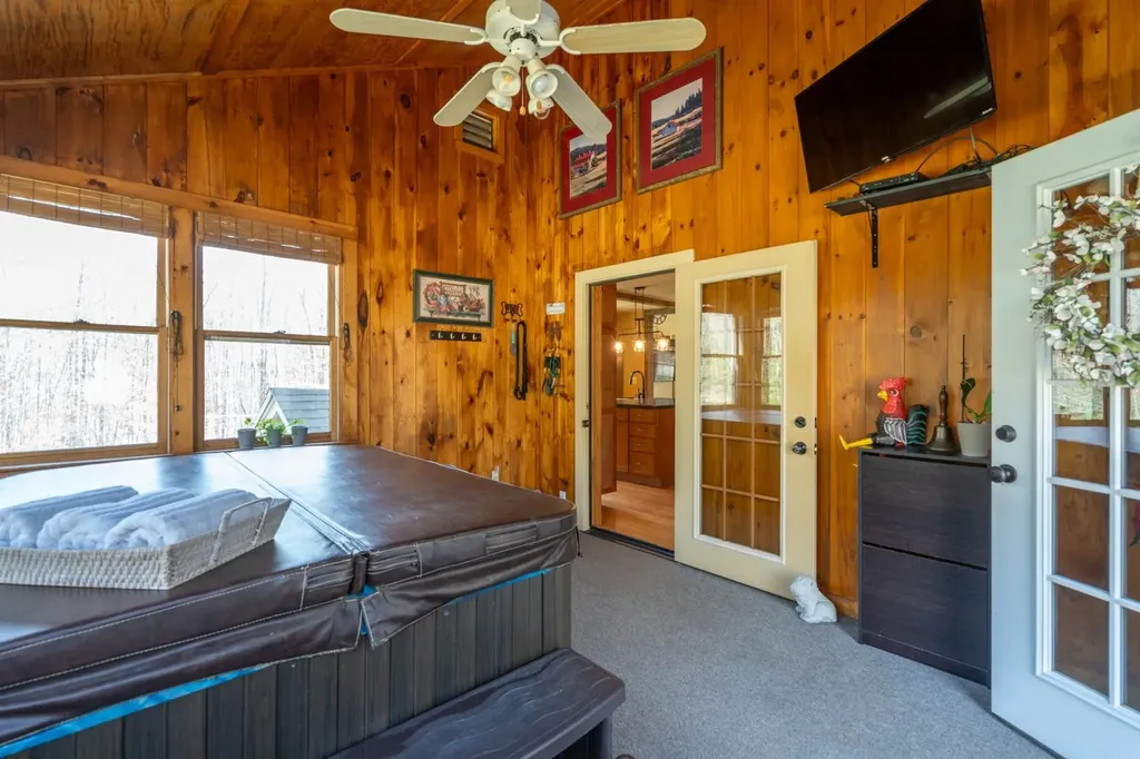 34 Ferrin Road Chichester NH 03258