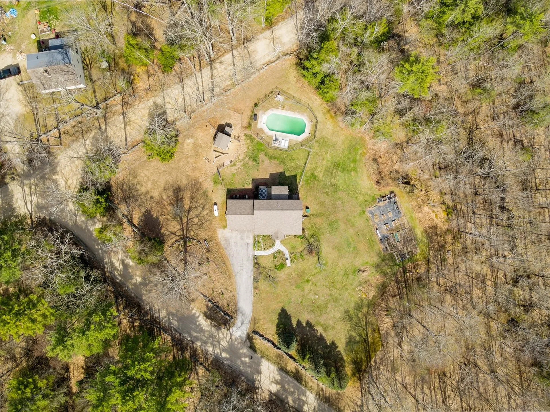 34 Ferrin Road Chichester NH 03258