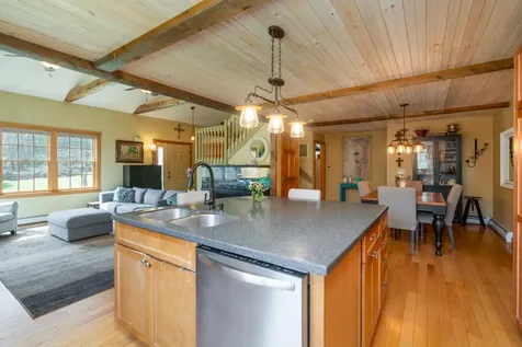 34 Ferrin Road Chichester NH 03258
