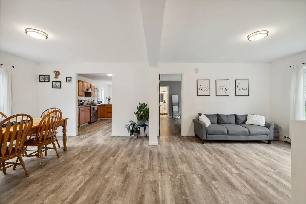 162 Hayward Road Croydon NH 03773