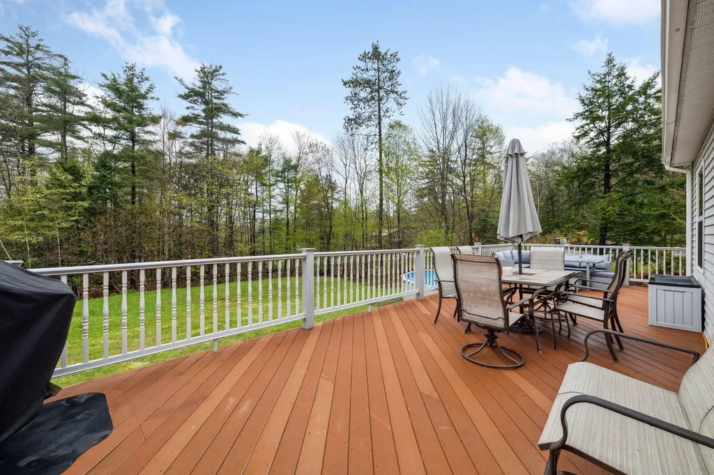 162 Hayward Road Croydon NH 03773