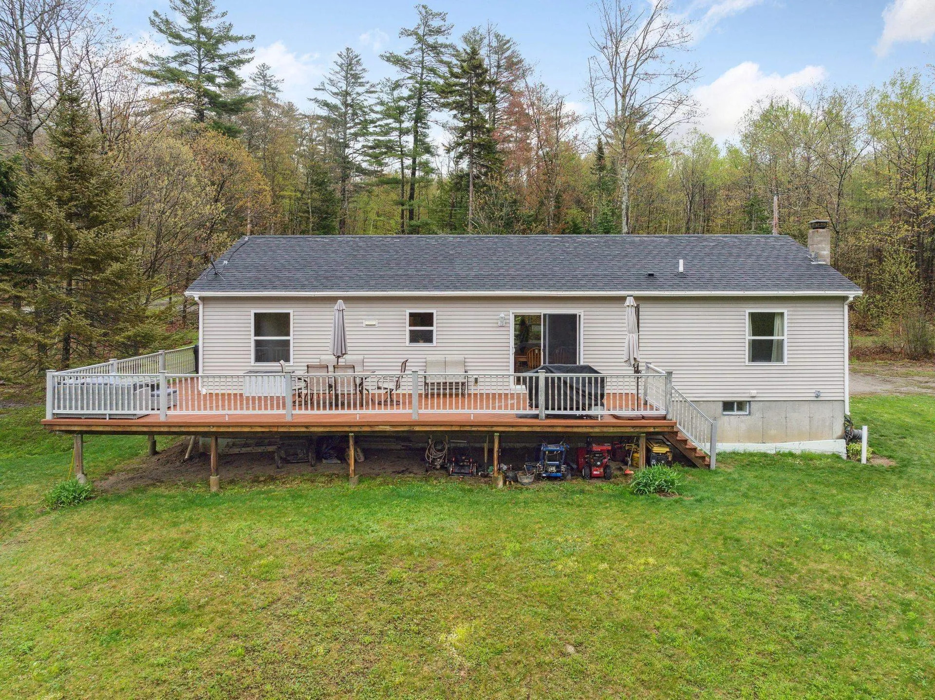 162 Hayward Road Croydon NH 03773