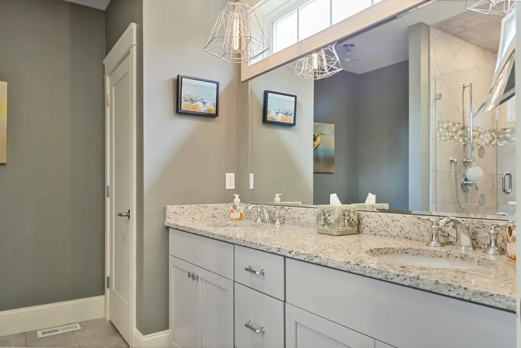 12 Kirkwall Drive Stratham NH 03885