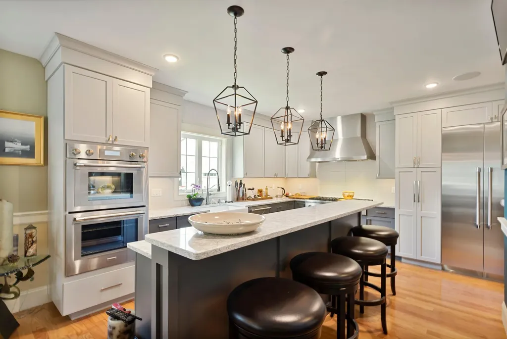 12 Kirkwall Drive Stratham NH 03885