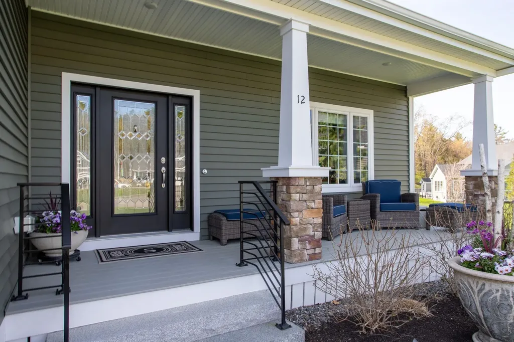 12 Kirkwall Drive Stratham NH 03885