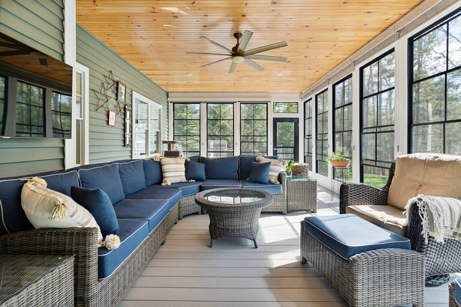 12 Kirkwall Drive Stratham NH 03885