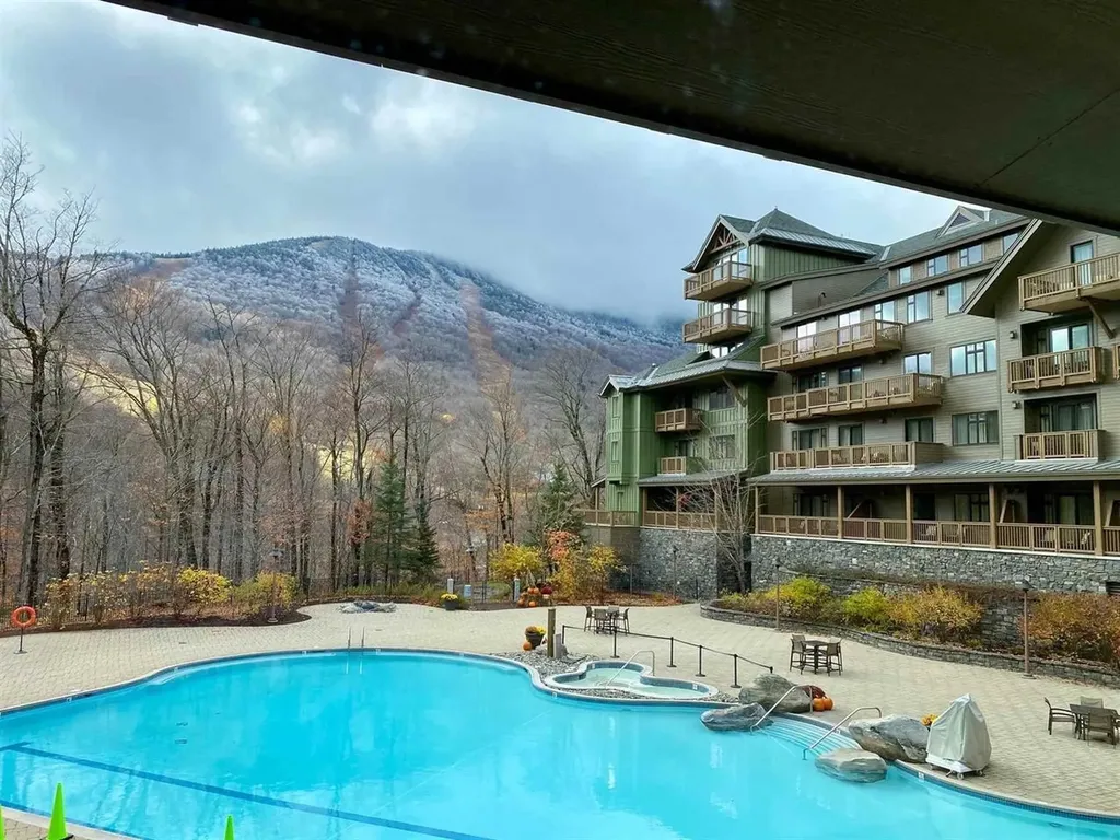 7412 Mountain Road Stowe VT 05672